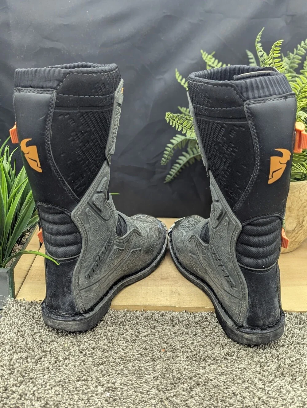 Thor Blitz XP Youth/Mens Size 7 Motocross Boots Black Metal Toe Guards